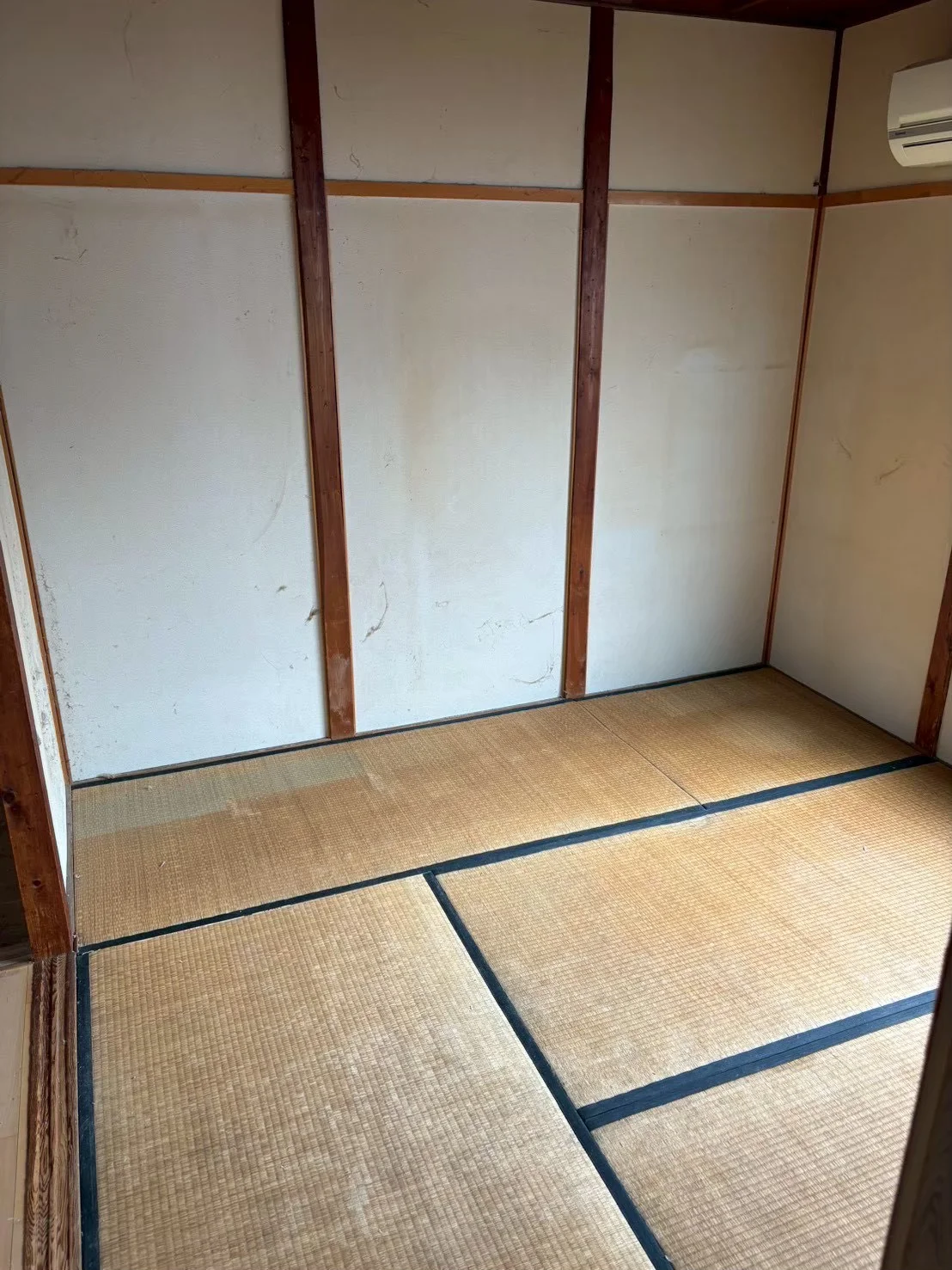 一宮市の和室、家財を整理・搬出した後の様子